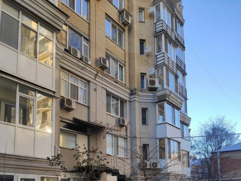 проспект Кирова, 8